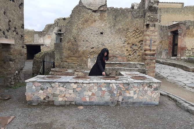 Private Walking Tour through the Historical City of Herculaneum - The Black Hall and Vitruvian design