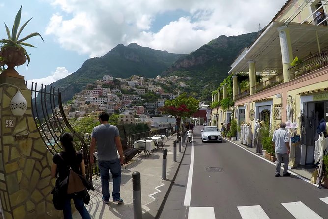 PrivateTransfer NAPLES to POSITANO or vv (with Stop option in Pompeii ) - The human side of the service