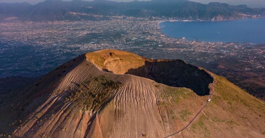 Round-Trip to Vesuvius National Park From Ercolano - What the $19 price really covers