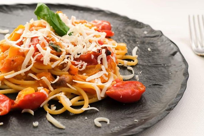 Royal Palace of Caserta tour and winery Cantina sul Vesuvio . - What you actually pay for