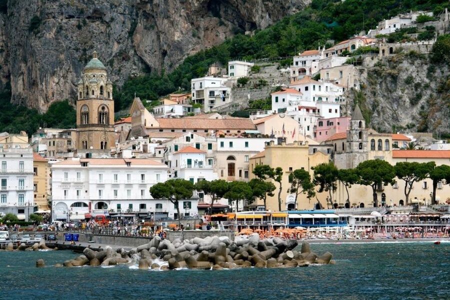 Ruins of Pompeii & the Amalfi Coast: Full-Day Private Tour - The private vehicle makes the route possible