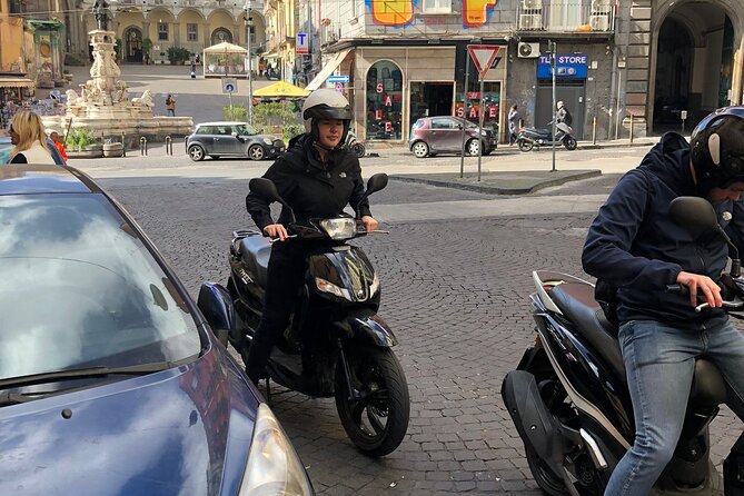 Scooter Tour In Naples - Why a Scooter Works So Well in Naples