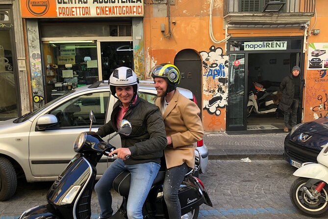 Scooter Tour In Naples - Piazza Trieste e Trento and Bar Gambrinus