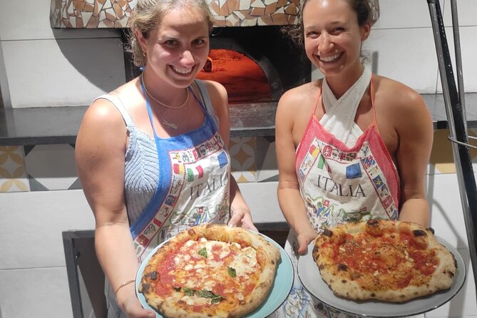 Semi-Private Pizza Making Experience in Naples with Drink - Starting at Neptune’s Fountain in Piazza Municipio