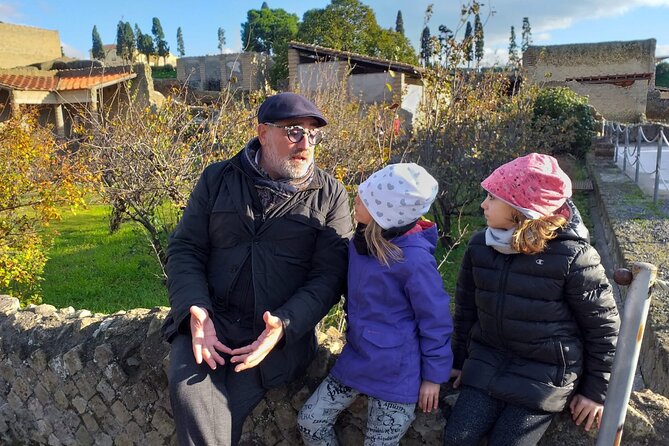 Semi - Private Tour of Pompeii with an Archaeologist - Sun, walking, and the physical demands