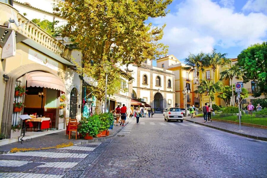 Shore Excursions: Amalfi Coast and its 3 Marvelous Towns - Three famous towns from the port of Naples