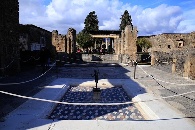 Skip the Line Guided Tour of Pompeii led by an Archaeologist - The Lupanar and Pompeii’s frank details