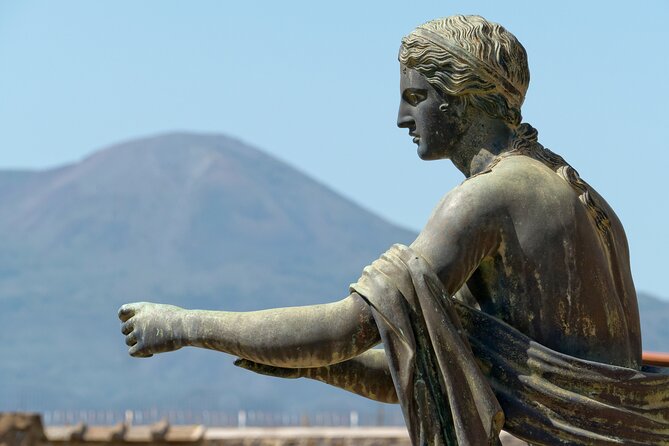 Skip the Line: Pompeii Express Small Group Guided Tour - The Forum, baths, and gymnasium