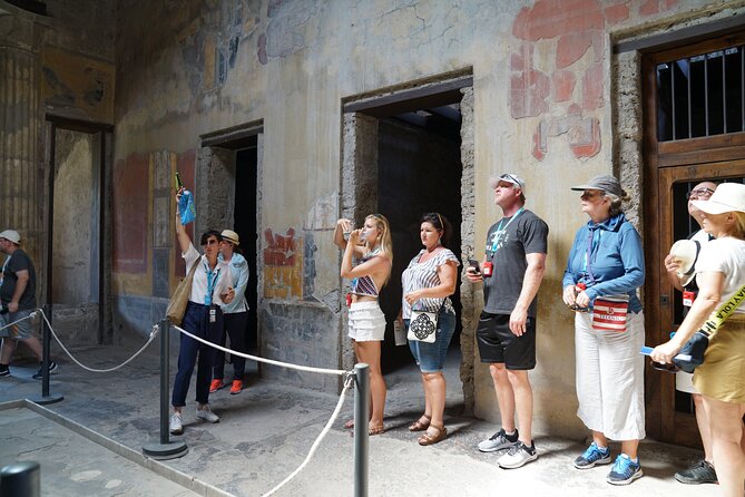 Skip-the-Line Pompeii Guided Tour from Naples - Entering the Archaeological Park