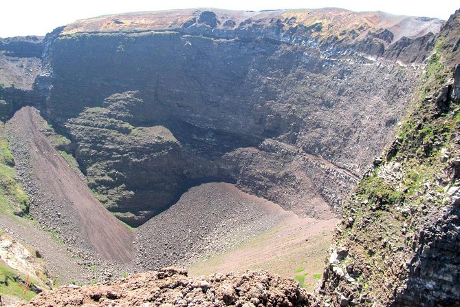 Skip-the-Line Pompeii & Volcano Vesuvius Day Tour w Hotel or Port Pickup - What the private format really buys you