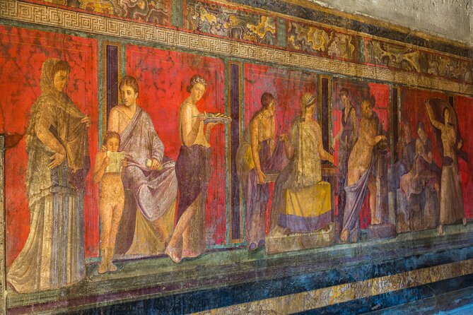 Skip-The-Line Tickets VIP Small Group Tour To Pompei and Vesuvius - Entering Pompeii with a local guide