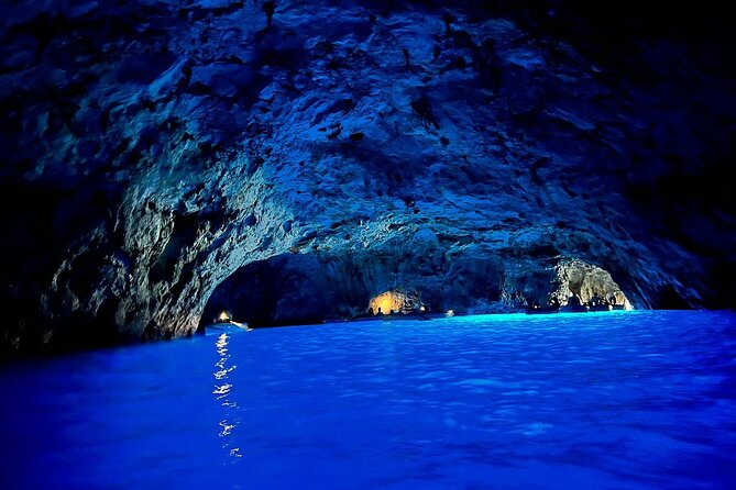 Small Group Tour from Rome to Blue Grotto, Anacapri and Capri - Capri gives you a quick first look