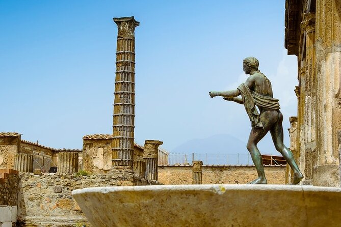 Small-Group Tour in Pompeii with a Real Archeologist, ticket included - House of the Faun, a grand Roman residence