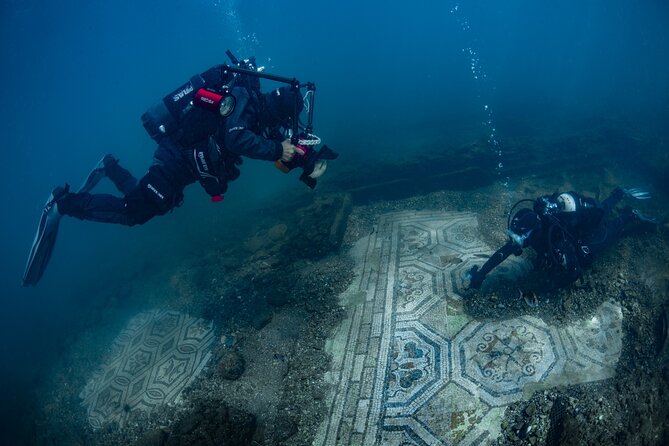 Snorkeling among the Submerged Archaeological Finds of Baia da Napoli - Why Baia’s ruins are best seen from the water