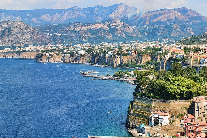 Sorrento and Amalfi Coast Small Group Day Trip from Naples - Is the small group worth the price?