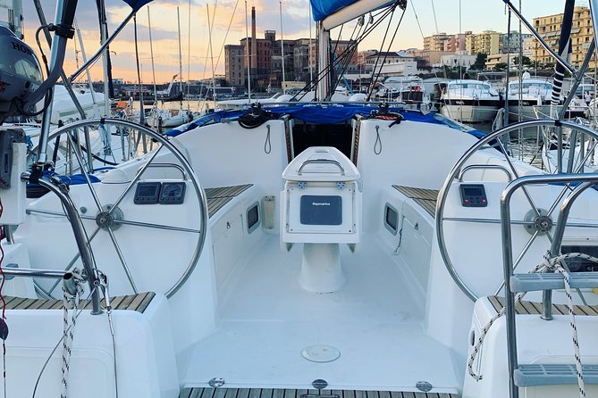 Sorrento Coast Sailing Experience. All Inclusive Sea Adventure - A private sailing day from Torre del Greco