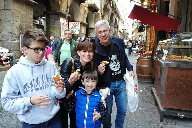 Tasty Naples Street Food Tour of MustEat Gourmet Specialties and MustSee Sites - How much food do you really get?