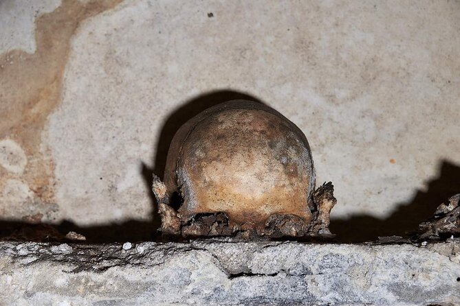 The Mystery of Naples Saga: The Skull with ears - Why the Skull with Ears makes this Naples tour different