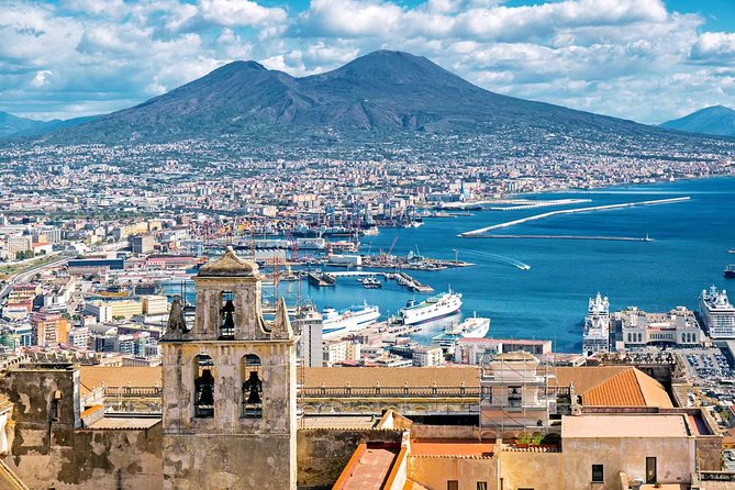 The Perfect Private Walking Tour of Naples with Exclusive Guide - Gesù Nuovo and the texture of Spaccanapoli