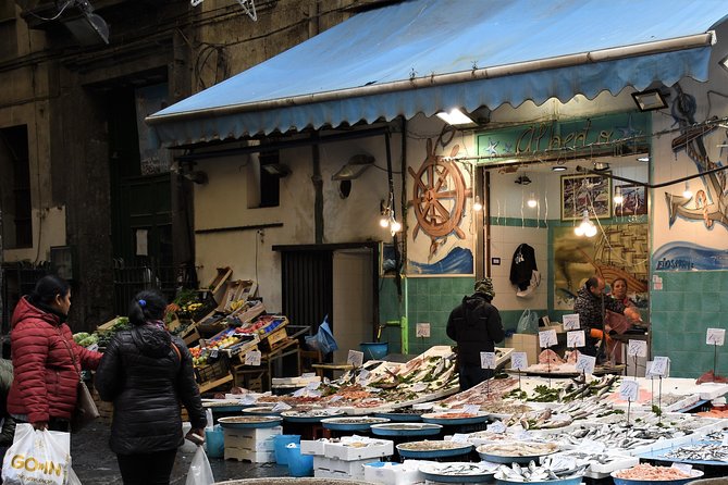 The soul and taste of Naples - Santa Chiara and Naples’ historic center