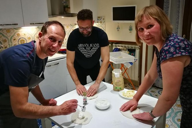 The Ultimate Neapolitan Cooking Class with Local - Timing, meeting point, and practical planning