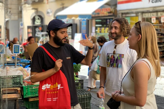 The Unfiltered Street Food & Market Tour of Naples (by Streaty) - Why the small group changes the experience