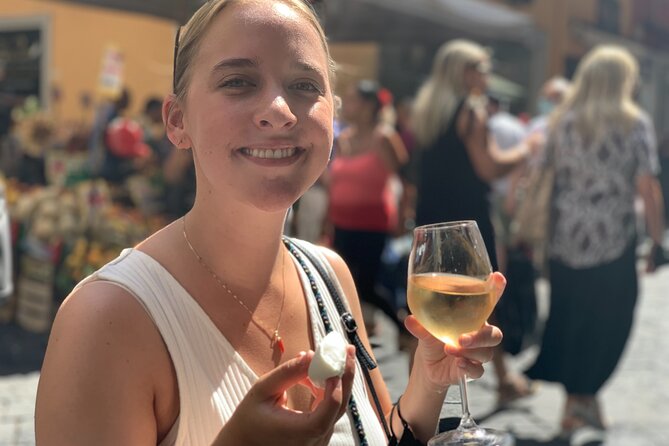 The Unfiltered Street Food & Market Tour of Naples (by Streaty) - Following the food from fish and cheese to fried pizza