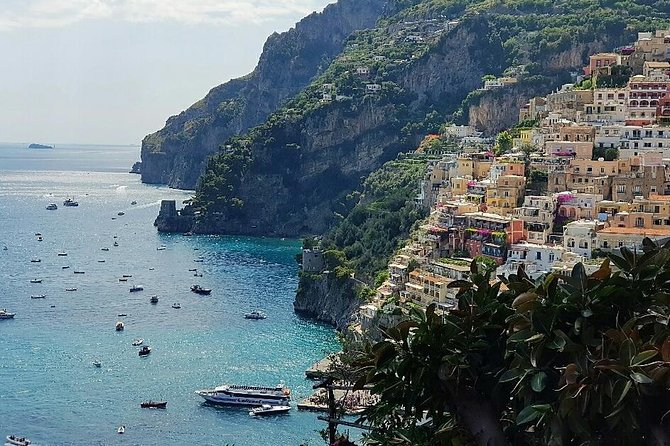 TOUR : EXCLUSIVE AMALFI COAST : Positano Sorrento Pompeii - Why this Naples day trip works