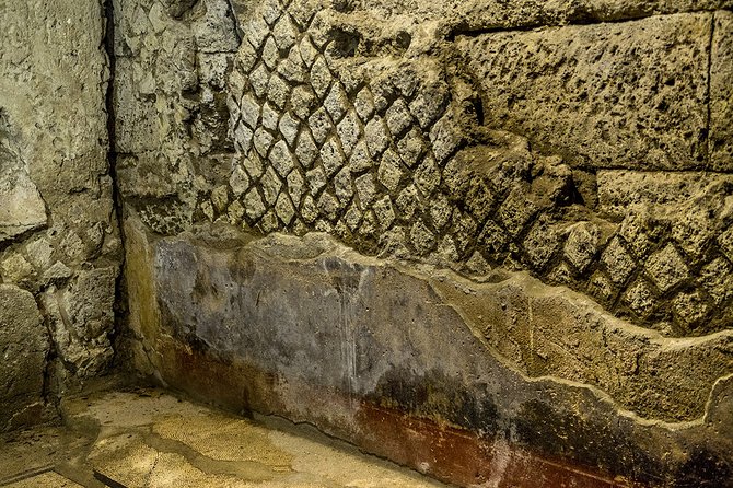 Tour Naples Historical Center and Underground Naples - Starting at Piazza Municipio at 8 a.m.