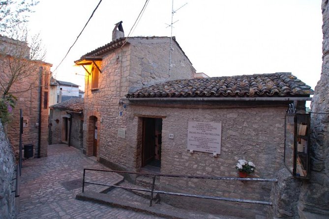 Tour Of Padre Pio: From Pietrelcina To San Giovanni Rotondo - The guide and the value of a private day