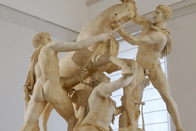 Tour of the Archaeological Museum of Naples - Why Naples is the right place to study Pompeii