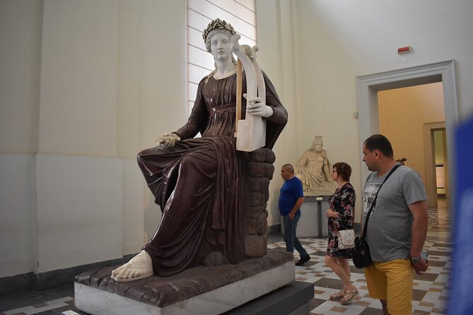 Tour of the Archaeological Museum of Naples - The guides: Anna, Fiorenza, and Maria