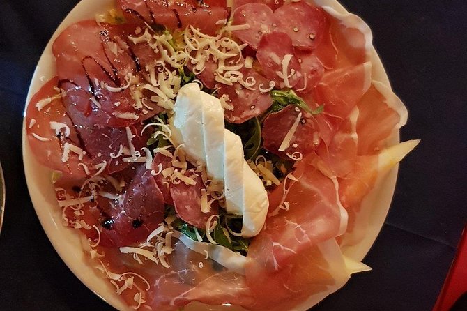 Traditional Neapolitan Dinner in Pompei - Villa Franca - Family Restourant - Who will enjoy this dinner most?