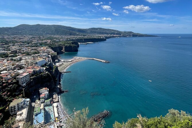 Transfer from Naples airport to Sorrento - The 15-minute photo stop