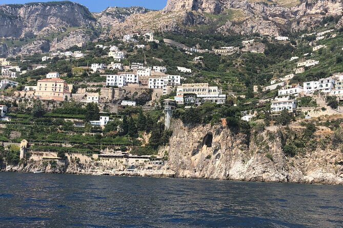 Transfer From Naples/area to Amalfi coast with 2hr stop in Pompei - The ride to Pompeii