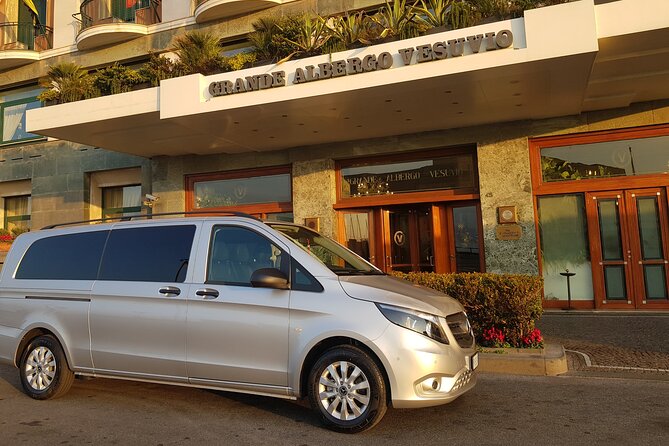 Transfer from Naples area to Sorrento area from 4 to 6 passengers - The car, group size, and luggage question