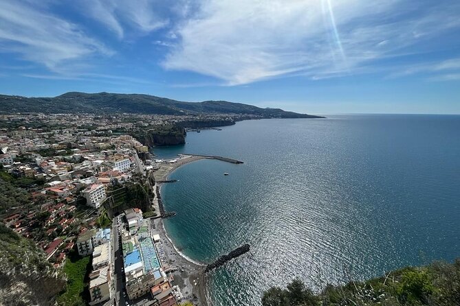 Transfer from Naples to Positano/Sorrento via Pompeii or vice versa - Price, extra fees, and overall value