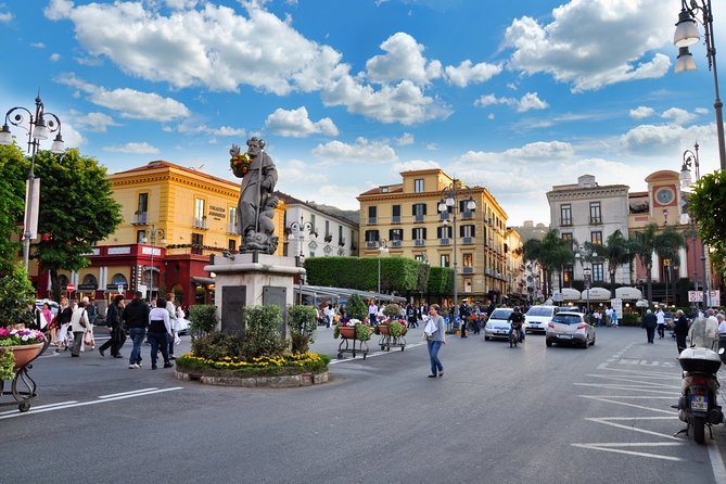 Transfer from Naples to Sorrento (or Viceversa) - Key points to know before booking