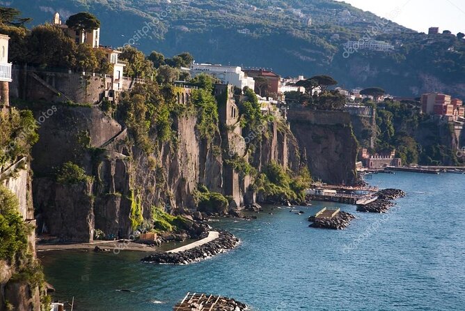 Transfer from Positano to Naples or Return - What the Mercedes ride includes