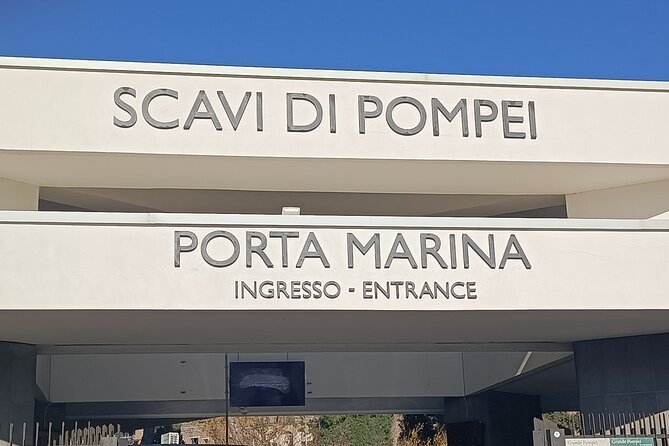 Transfer Naples Sorrento plus Pompeii or vice versa - Why a guide changes the Pompeii visit