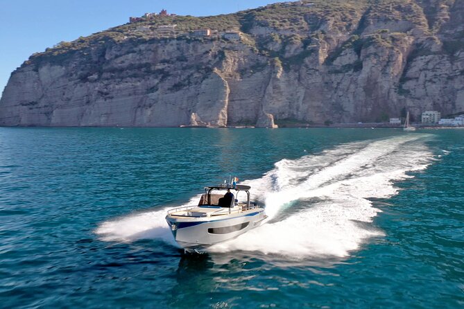 Transfer to Capri - Drinks, snacks, and onboard comfort