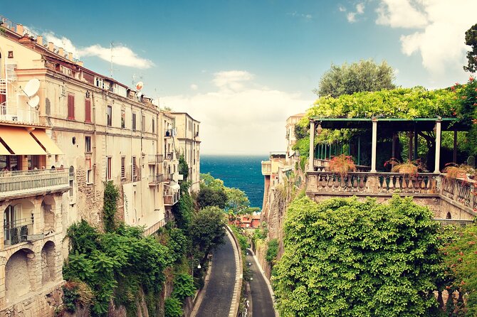 Transfers from Naples to Sorrento Positano Amalfi Ravello Maiori - From Naples to Amalfi, Ravello, and Maiori