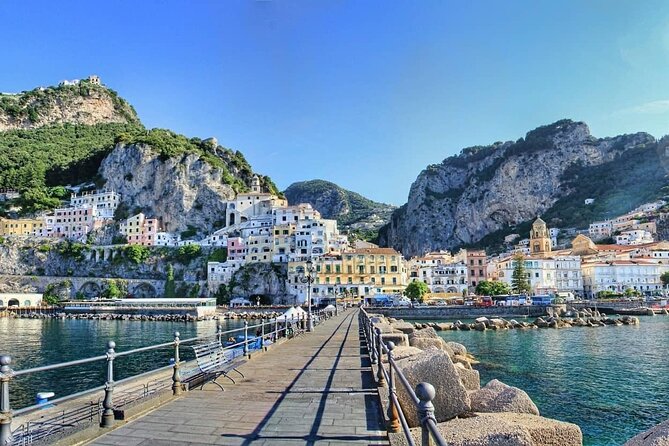 Transfers from Naples to Sorrento Positano Amalfi Ravello Maiori - What the Mercedes ride includes