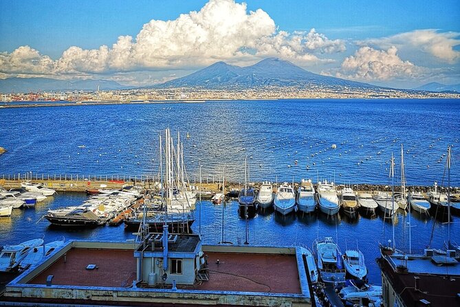 Underground Naples Tour: One City on Top of the Other - Via San Gregorio Armeno and Naples’ presepe tradition