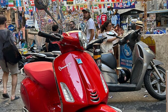 Vespa Naples rental - What the scooter itself may be like