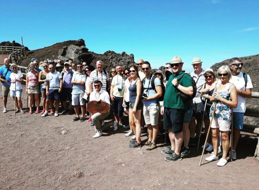 Vesuvio: 3h trekking tour with volcanological guide - Looking into Vesuvius’s interior