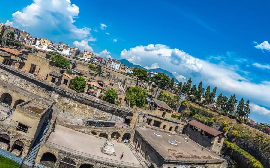 Vesuvius and Herculaneum from Naples - Herculaneum in two hours