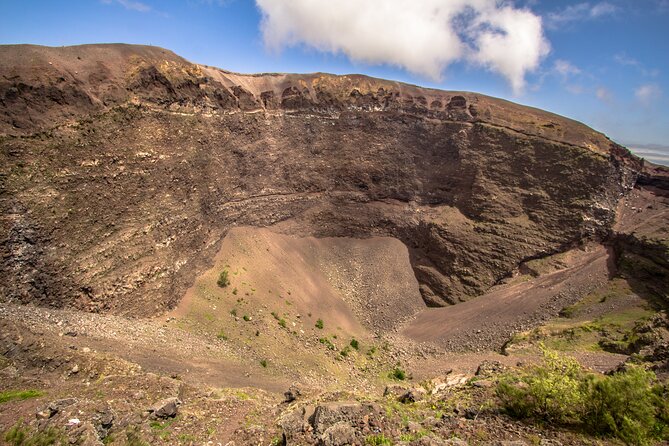 Vesuvius & Herculaneum Small Group Tour from Naples - Two very different sides of Vesuvius