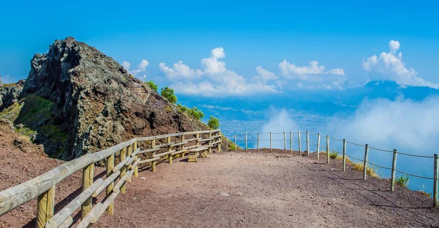 Vesuvius National Park Skip-The-Line Ticket and Audio Guide - Does the audio guide add much?