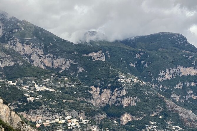 Visit amalfi coast from Naples - Transport, group size, and hearing the guide